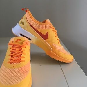 Nike Air Max Thea Mango Orange